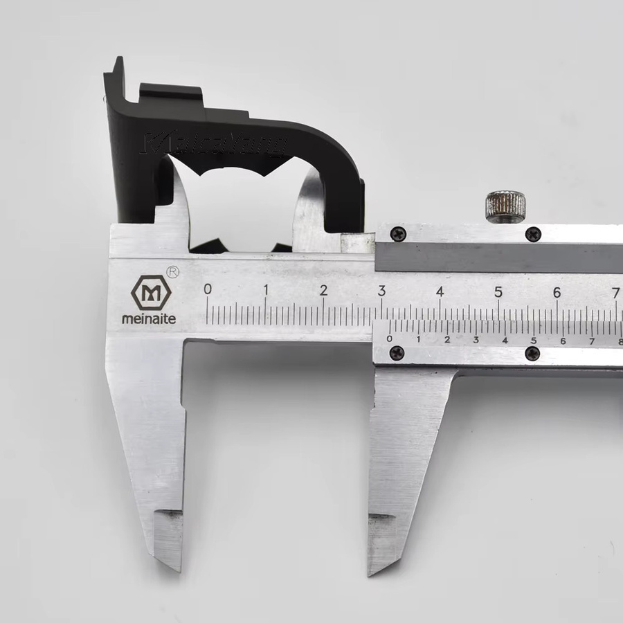 Malcayang Tempomat-Schalterabdeckung für Toyota E'Z ZGR2 (2011–2016), Lenkradabdeckung unten, Schwarz, 45186-0F050-E0 45186-0F050-C0 - Bild 2