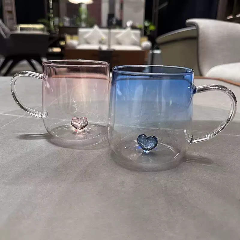 Paar-Tassen-Set aus Borosilikatglas mit Farbverlauf und Herz-Design in Transparent und Blau, hitzebeständig für Kaffee und Tee - Bild 2