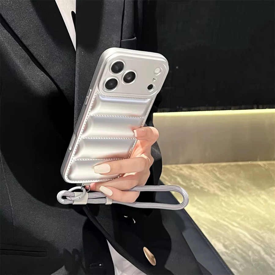 Lolozzx Handyhülle im Daunenjacken-Design mit Lanyard-Handschlaufe für iPhone 17 16 15 14 13 12 11 Pro Max Air Plus aus weichem Silikon in Blau - Bild 3