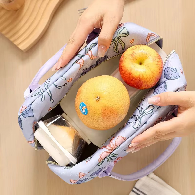 Tragbare Wärmedämmtasche für Lunchbox und Bento in Weiß - Bild 1