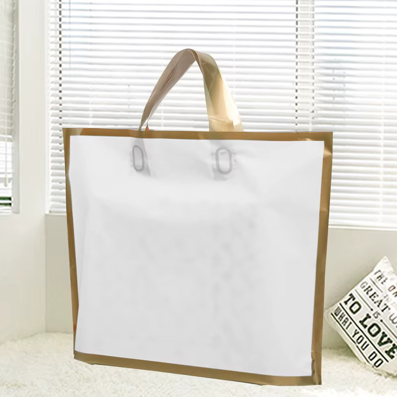 Personalisierte Frosted Plastiktüten für Events und Hochzeiten in Schwarz und Transparent mit individuellem Logo-Druck - Bild 2