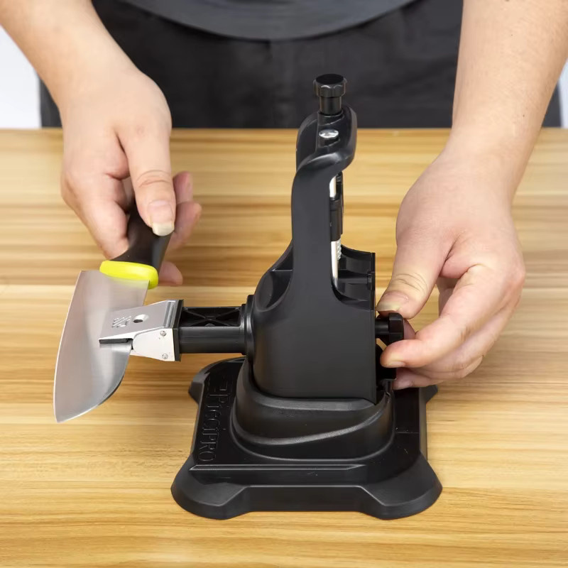 RSCHEF Ruixin Pro III Messerschärfer in Schwarz mit Fixwinkel und 4 Schleifsteinen für professionelle Küchenmesser - Bild 2