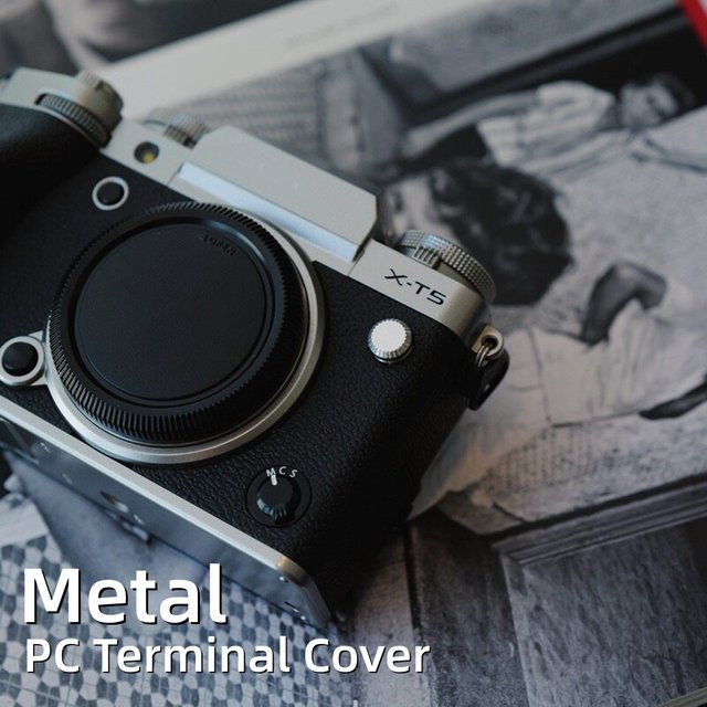 Fujifilm Metall-Blitzkabel-Schutzkappe in Silber für Kamera-Zubehör - Bild 1