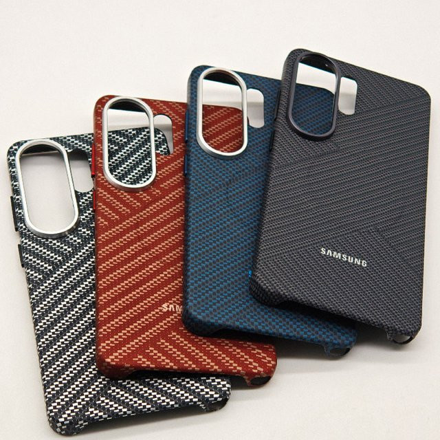 MagSafe Schutzhülle für Samsung Galaxy S25 Ultra und S26 Ultra mit Kevlar Kohlefaser-Textur in Blau und Multicolour, ultradünne magnetische Hülle - Bild 1