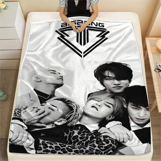 BIGBANG Flanelldecke in Weiß, weiche Druck-Flanell-Decke für alle Jahreszeiten, B/H: 80 x 120 cm - Bild 1