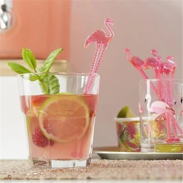 20 Stück Flamingo Cocktail Rührstäbchen aus Kunststoff in Beige und Pink von LY Angel Boutique - Bild 1
