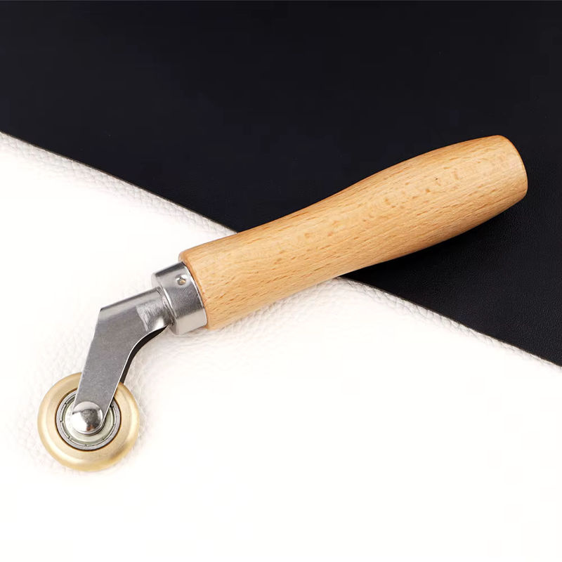 Messing Schweißhandroller als Naht Andrückroller für Ecknähte von wasserdichten Membranmaterialien in Gold und Multicolour - Bild 4