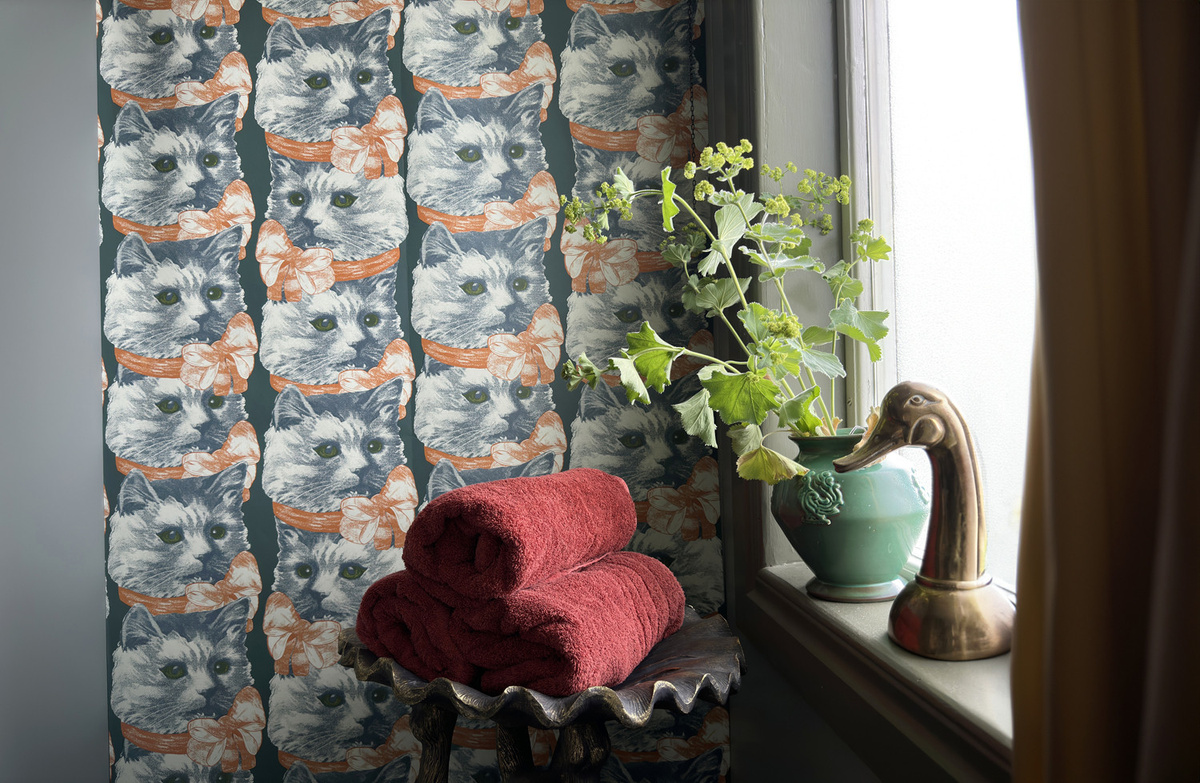 Studio Lisa Bengtsson Tapete Crazy Cat Lady Design mit Tiermotiven in Multicolour - Bild 1