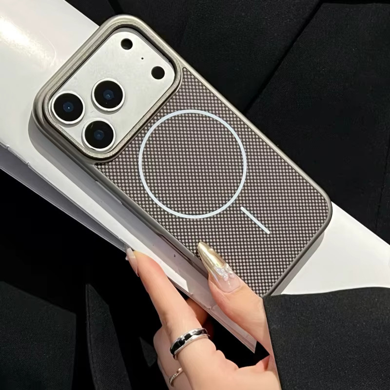 Stoßfeste MagSafe Schutzhülle mit Business-Gittermuster für Apple iPhone 17 16 15 14 13 Pro Max kompatibel mit kabellosem Laden - Bild 3