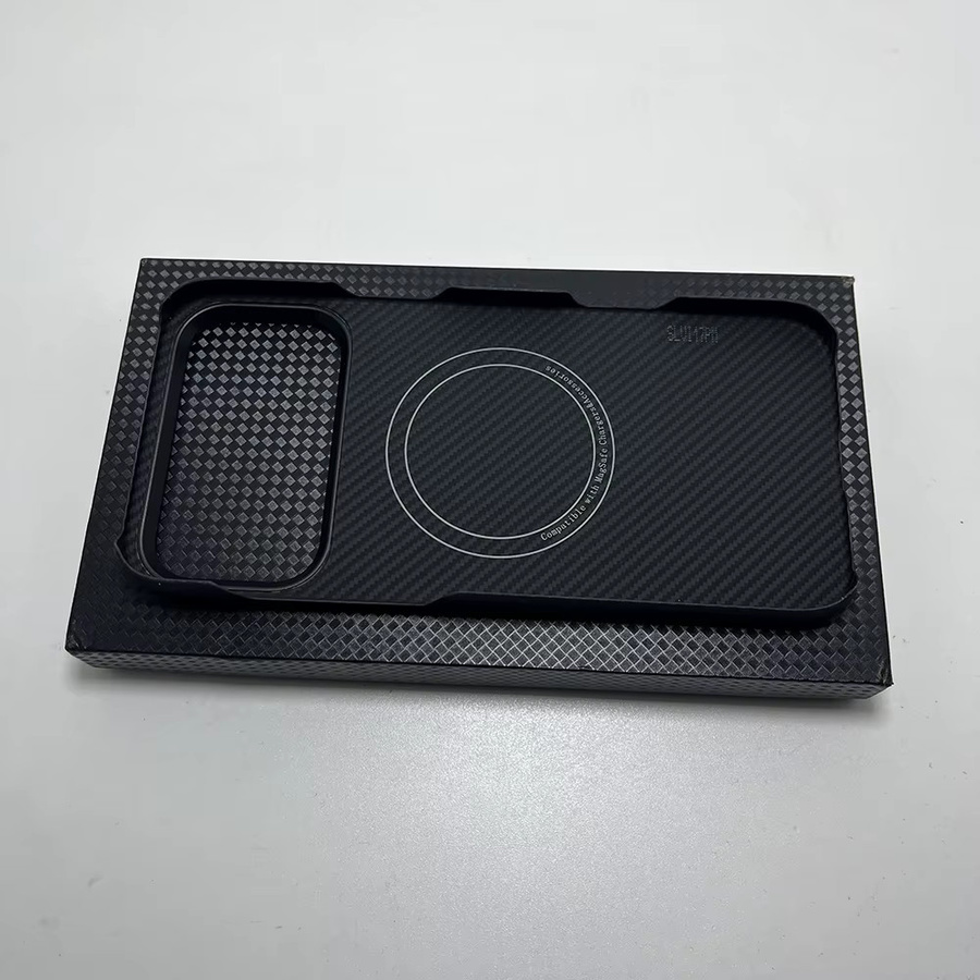 MagSafe Magnetische Carbonfaser-Hülle aus Aramidfaser für iPhone 18/17/16/15/14/13 Pro Max in Schwarz - Bild 2