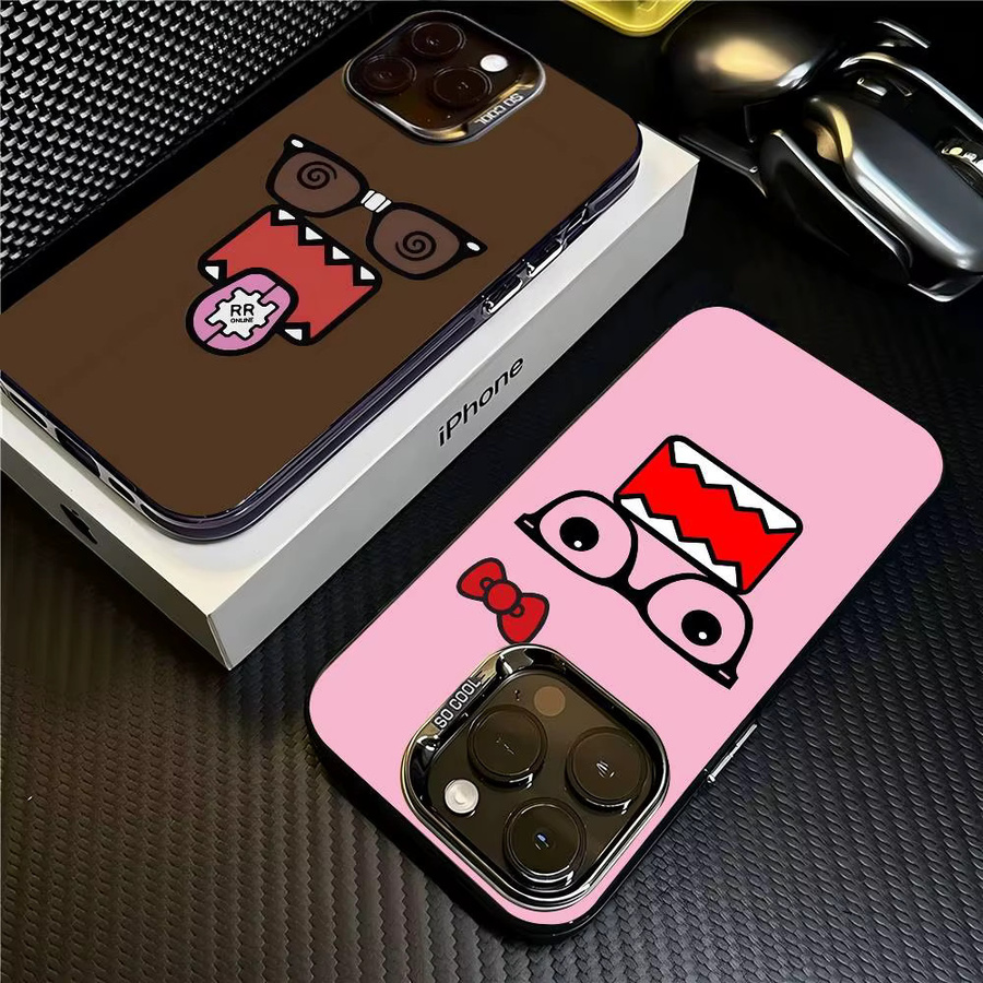 Stoßfeste Domo-Kun Handyhülle für Apple iPhone 11 bis iPhone 17 Pro Max in Schwarz mit mattem Design - Bild 2