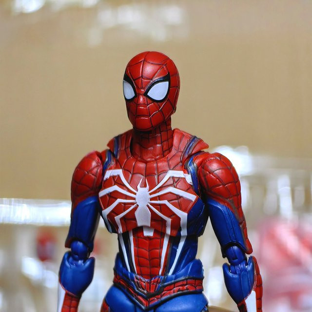 Bandai Marvel Spiderman PS4 Game Edition, Actionfigur, 15cm - Bild 1