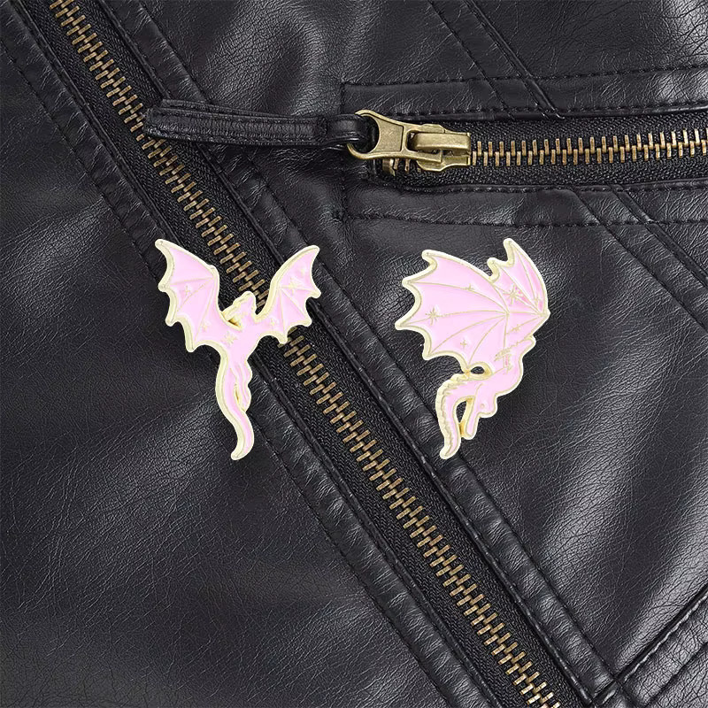 Miss Zoe Anstecknadel Rosa Drachen-Emaille, Unisex - Bild 3