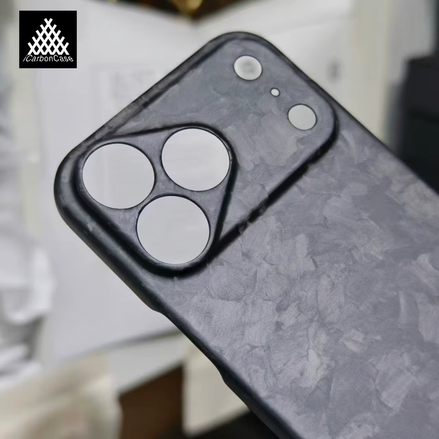 Premium Kohlefaser-Hülle für iPhone 17 Pro Max in Mattschwarz, echt geschmiedete ultraleichte Schutzhülle - Bild 4
