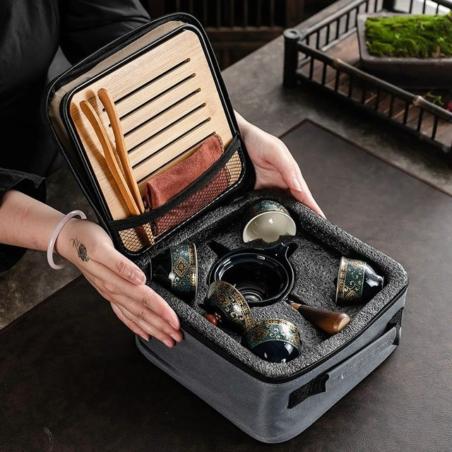 Tragbares Schaukel Tee-Set aus Keramik mit Teekanne und Infuser für Kung Fu Tee - Bild 1