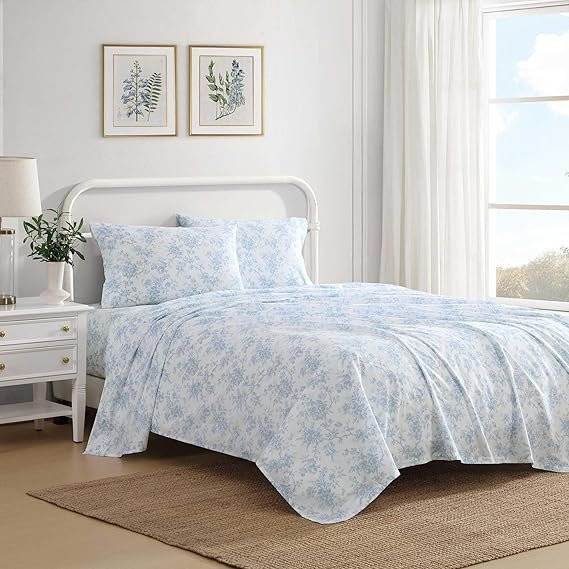 Laura Ashley Bettset aus Baumwoll-Perkal mit passendem Kissenbezug in Weiß und Blau, Floral Design, Öko-Tex Standard 100 - Bild 1