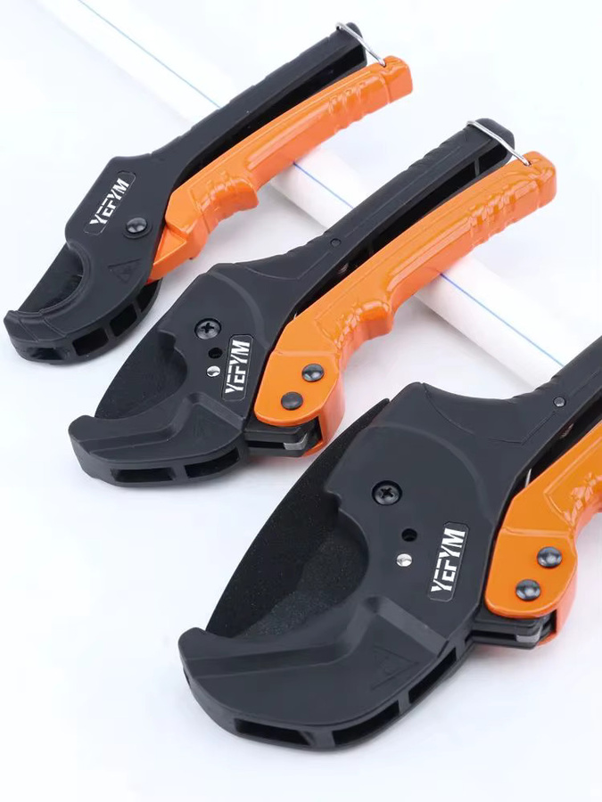 YEFYM Ratschen-Rohrschneider mit SK5-Edelstahlklingen für PEX, PVC, PPR und Kunststoffschläuche bis 2-1/4 Zoll - Bild 7