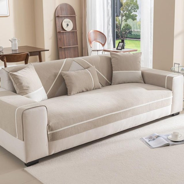 Modernes Sofakissen aus Chenille in Creme, rutschfest und quadratisch, B/T/H: 70 x 70 x 70 cm - Bild 1