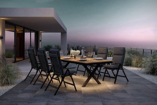 OUTFLEXX Luminara Garten-Essgruppe in Anthrazit Matt und Natur mit 6 Klappstühlen, LED-Beleuchtung und Auflagen, B/T/H: 240 x 100 x 75 cm - Bild 1