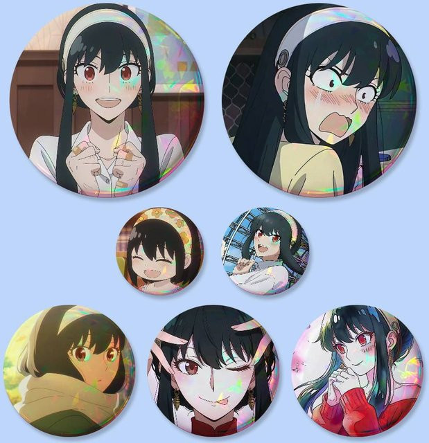 Yor Forger Anime Charakter Anstecknadel Brosche rund aus Metall in Multicolor für Fans und Sammler - Bild 1