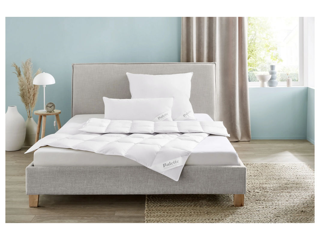 BALETTE Premium Daunen-Kassettenbettdecke Elegance in Weiß, B/B: 135 x 200 cm, mit Daunen und Federn, ganzjährig nutzbar - Bild 2