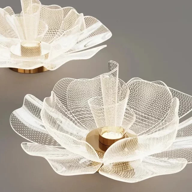 TAONUANSHU Moderne LED-Pendelleuchte in Blumenform, minimalistische Deckenleuchte aus Acryl und Metall in Weiß mit Gold/Messing, warmweißes Licht für deine Küche - Bild 1