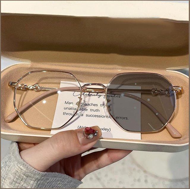 Fable 7752 Brille, Unisex, Vollrand, rectangular, plastic, beige, Blaulichtfilter - Bild 1