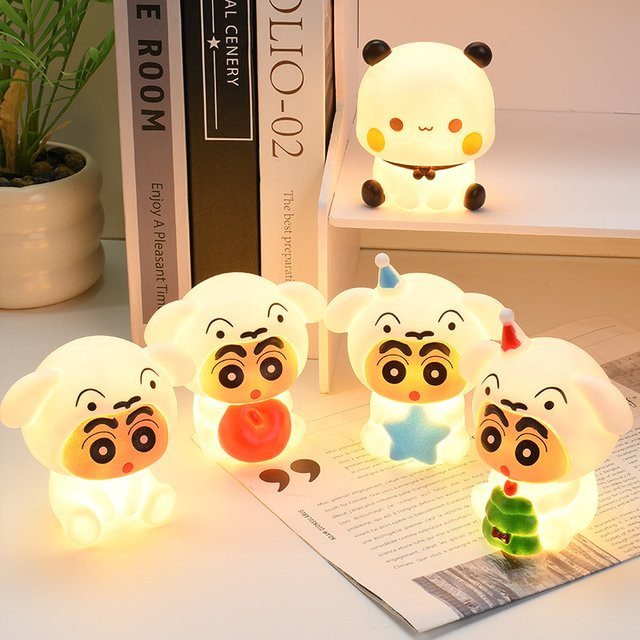 Bandai Crayon Shin-chan Nachtlicht aus Silikon, weiß, wiederaufladbare kleine Nachttischlampe mit Augenschutz für Kinder - Bild 1