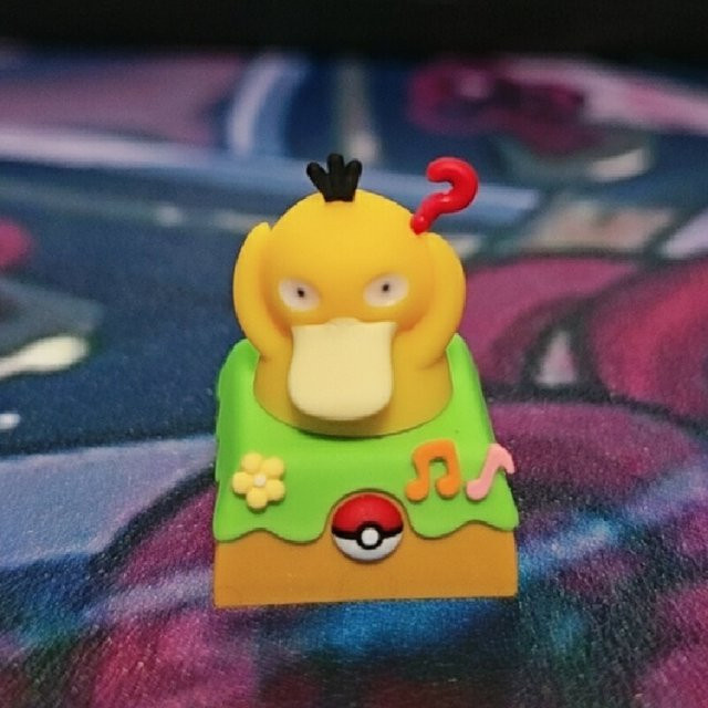 FUNISM Kawaii Harz-Tastenkappen mit Squirtle und Psyduck Anime-Ornament für deine Tastatur, Esc-Tastaturzubehör in Orange und Multicolour - Bild 1