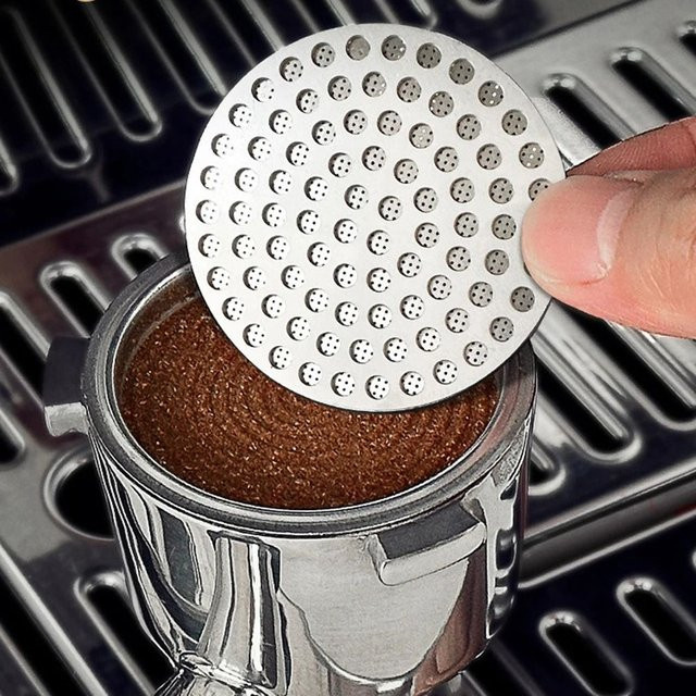 Wiederverwendbares Espresso Puck Screen Sieb aus Edelstahl in Silber für Barista-Zubehör - Bild 1