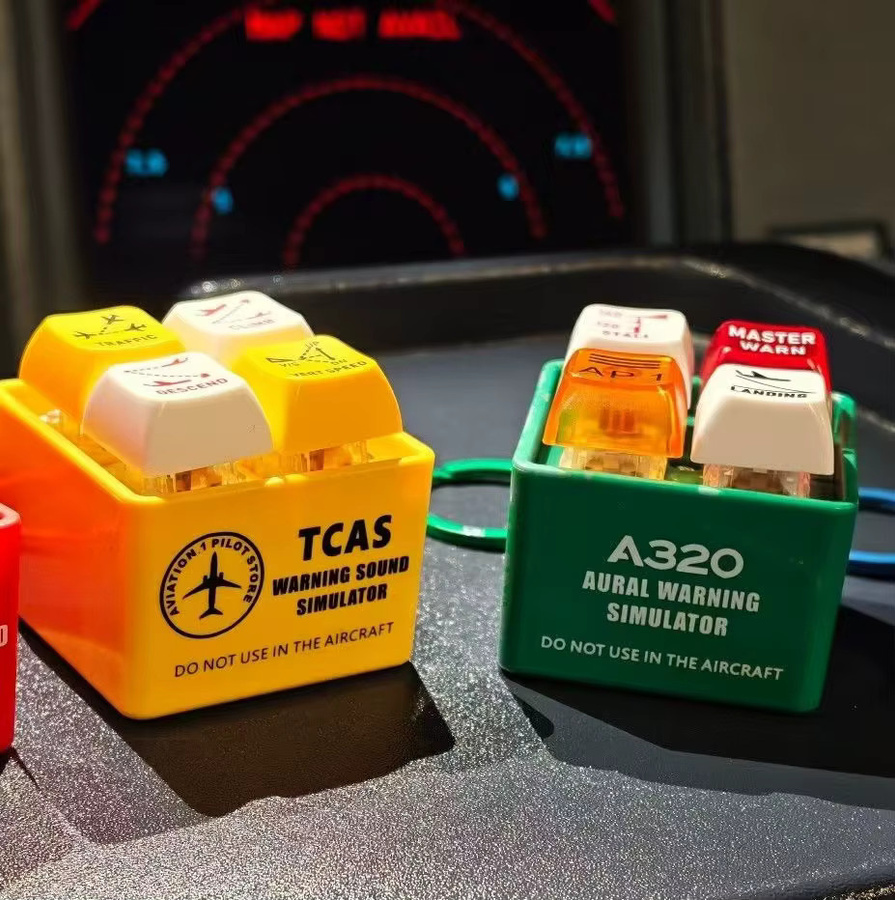 Schlüsselanhänger Boeing 737 Airbus 320 EGPWS TCAS, Unisex - Bild 2