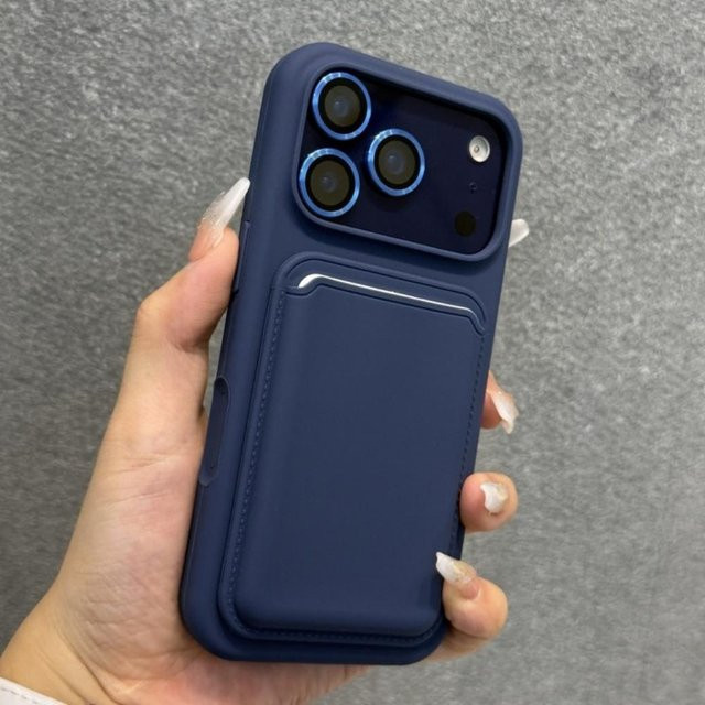 Magnetische Flüssigsilikonhülle für Apple iPhone mit MagSafe-Kartenfach und Brieftaschenfunktion in Blau - Bild 1