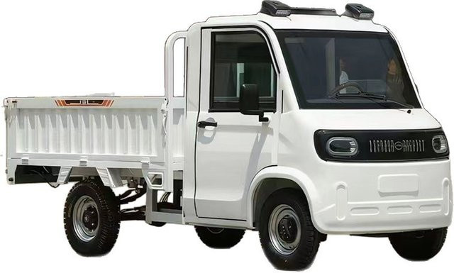 Vierrädriges elektrisches Landwirtschafts-Transportfahrzeug in Blau und Weiß - Bild 1