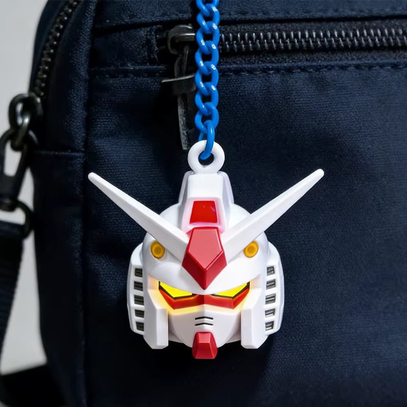 Bandai Gundam SD RX-78-2 Leuchtender Schlüsselanhänger, PVC-Modell, Bunt / Mehrfarbig - Bild 1