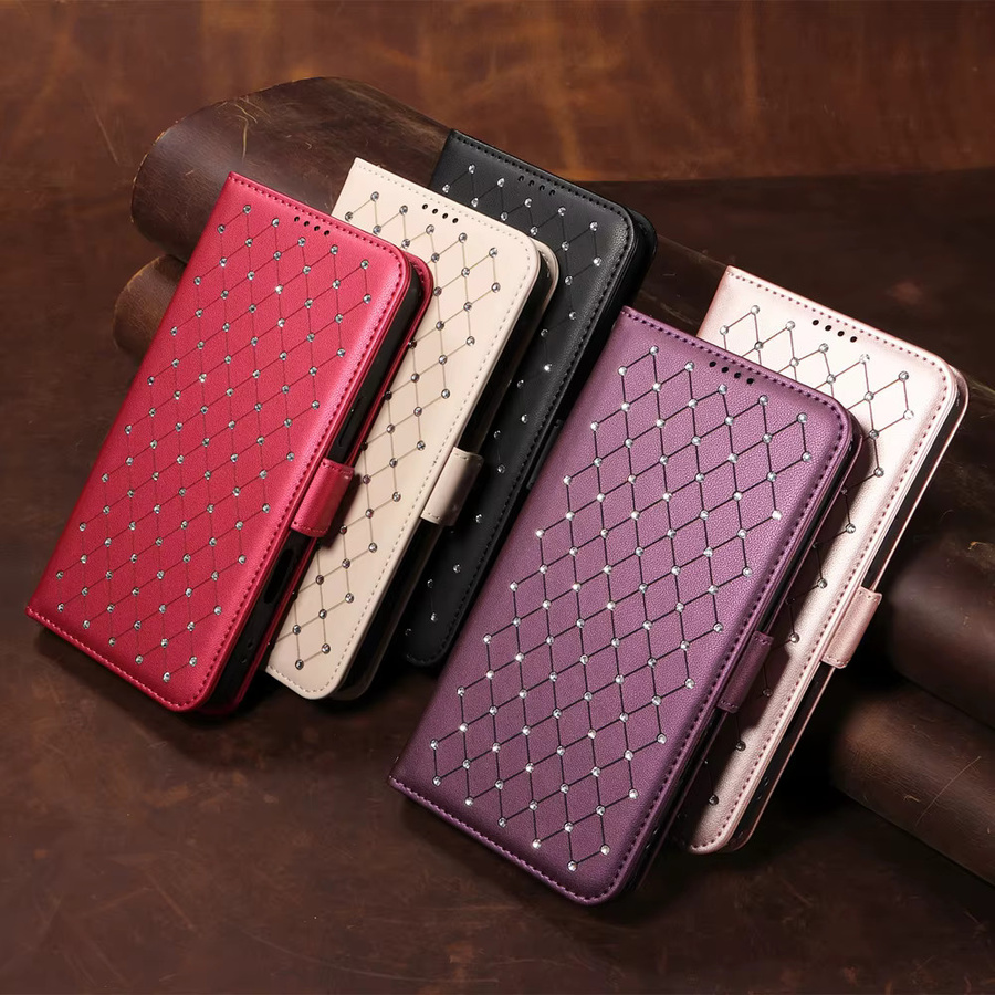 Luxuriöse magnetische Lederhülle mit künstlichen Diamanten für Apple iPhone Modelle in Schwarz und Pink - Bild 2