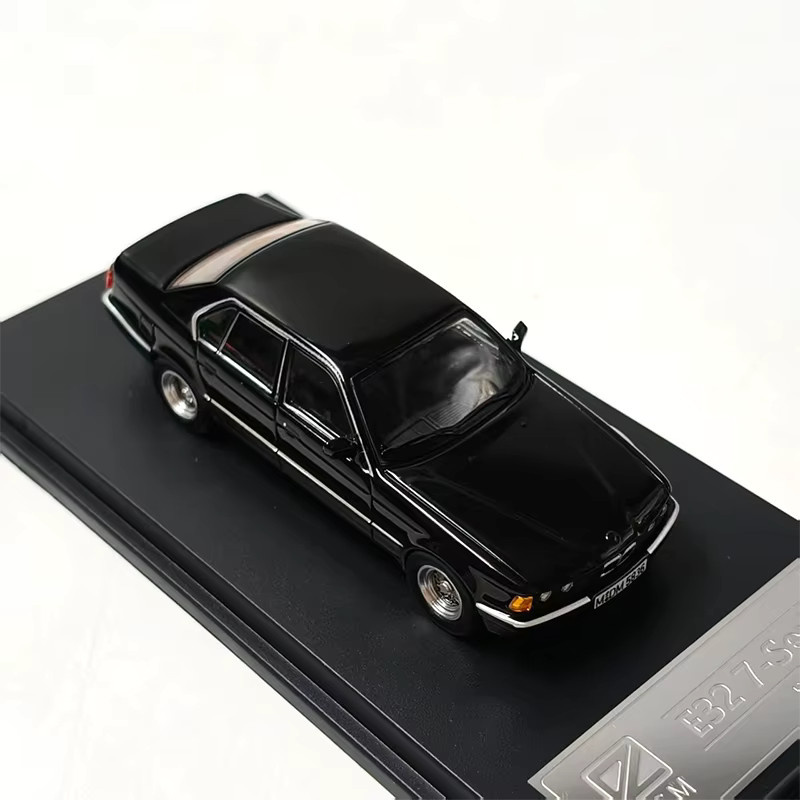 DCM E32 7er-Serie Automodell, 1:64 Maßstab, Metall, Schwarz - Bild 3