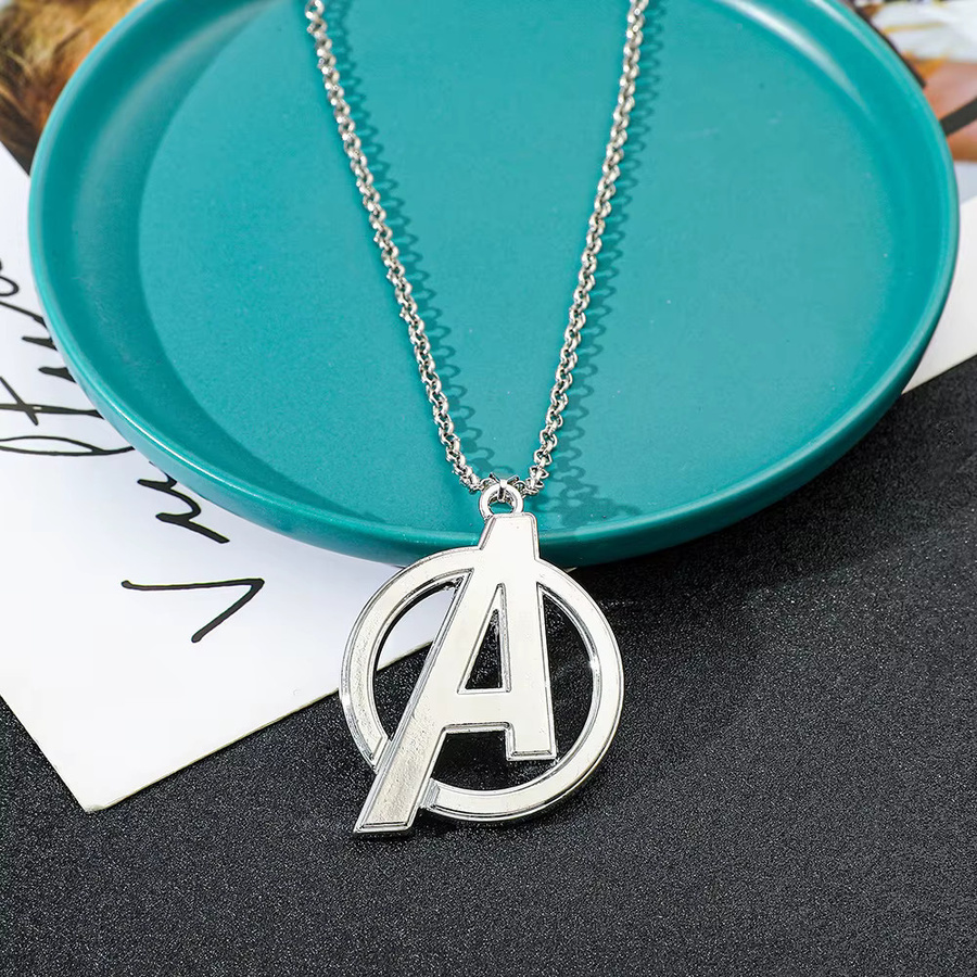 TAKARA TOMY Avengers Logo Anhänger-Halskette, Silber, Unisex - Bild 2