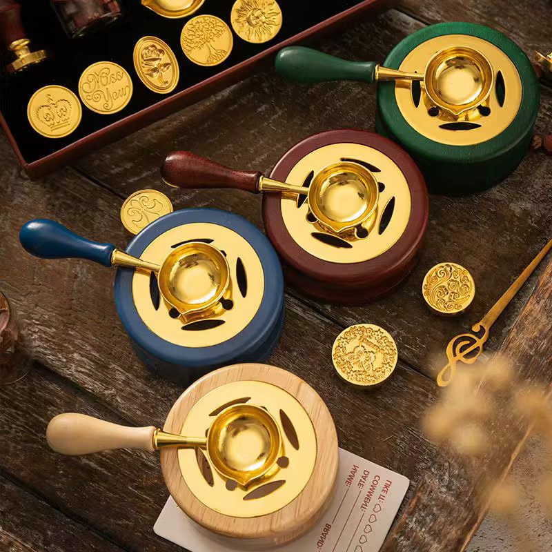 Siegellack Set mit Löffel und Stempel aus Massivholz in Grün für dekorative Handwerksarbeiten - Bild 3