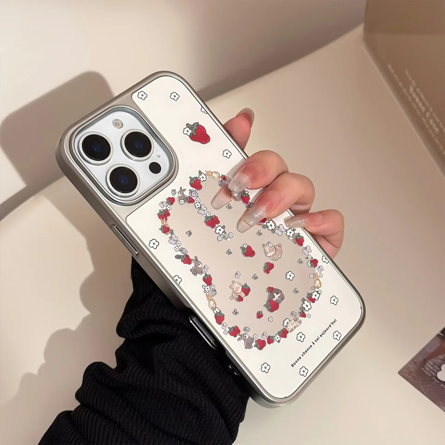 Ins Style Spiegel Handyhülle mit Erdbeere, Blume und Kaninchen Design für Apple iPhone 16 15 14 13 12 11 Pro Pro Max Plus X XR stoßfest - Bild 4