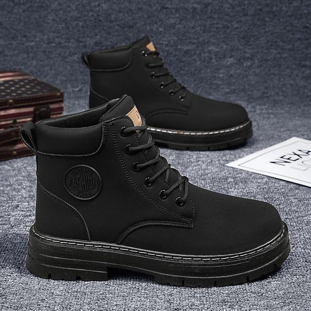 Martin Arbeitsschutzschuhe für Herren in Schwarz, wasserdicht und rutschfest, Größe 44 - Bild 1