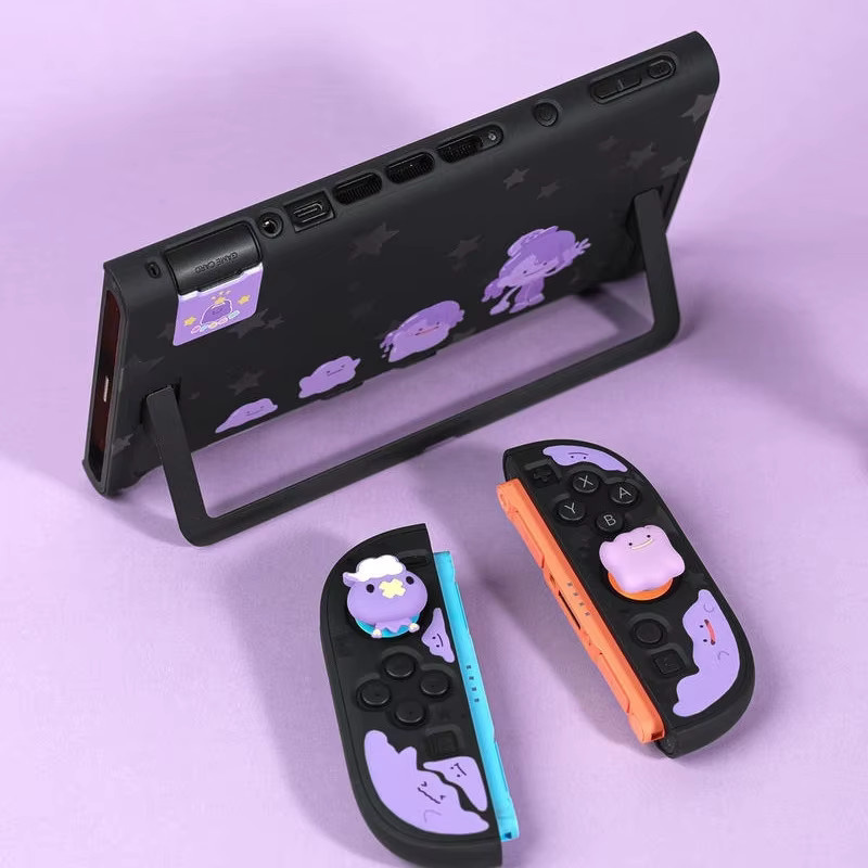 Bandai Schutzhülle für Nintendo Switch 2 in Schwarz mit Daumengriffkappe und Dock-Kompatibilität - Bild 3