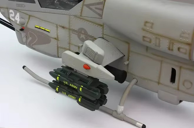 FLIGHT-MODEL.COM AH-1 RC-Hubschrauber-Skala-Rumpf, Modellgehäuse, Glasfaser - Bild 2
