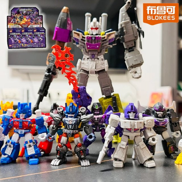 Blokees Transformers Defender V6 Blind Box Megatron, Bausteinfigur, Montagemodell - Bild 1