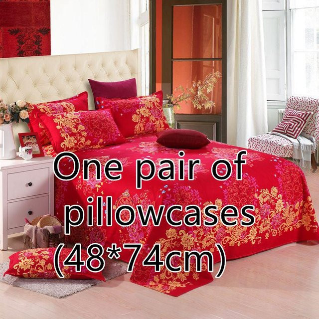 Bettlaken-Set mit passenden Kissenbezügen von L.RIDING PULO in Rot mit floralem Naturdesign aus Mikrofaser-Polyester - Bild 1