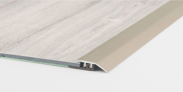 Floorever Spa Anpassprofil für Vinylbodenbeläge Clip aus Edelstahl in Silber, B/H/T: 24 mm x 7,5 mm x 2700 mm - Bild 1
