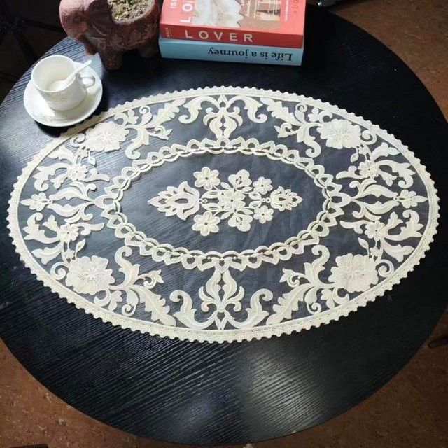 Yiran Furniture Klassische ovale Tischdecke mit floraler Bestickung für Küche und Bar, B: 44 cm, T: 65 cm - Bild 1