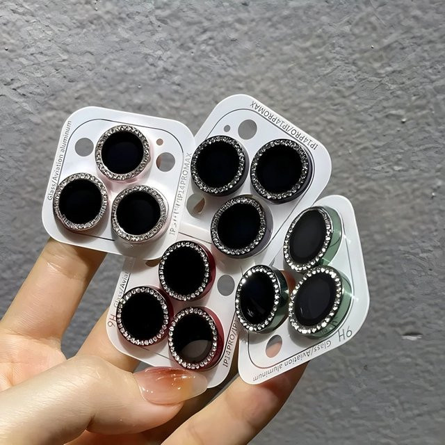 9D Diamant Linsenschutz aus gehärtetem Glas für iPhone 15 Pro Max, iPhone 14 Pro Max, iPhone 13 und iPhone 12 in Silber und Multicolour - Bild 1