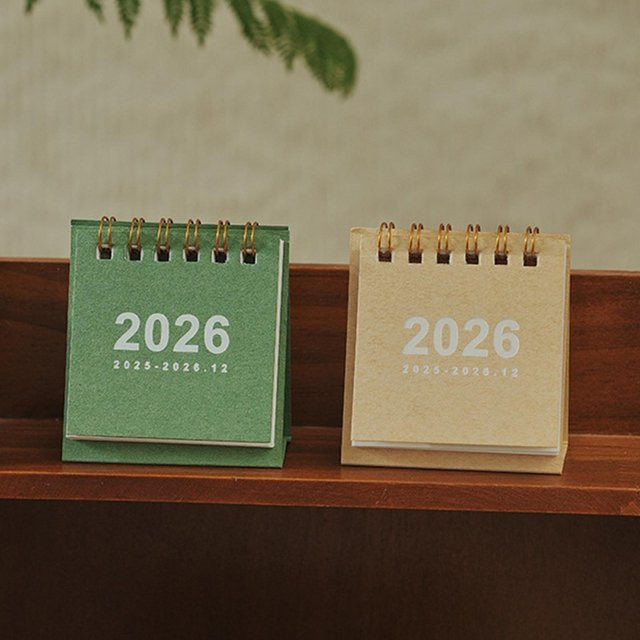 Schreibtischkalender 2026 Mini-Tagesplaner und Monatsplaner in Weiß - Bild 1