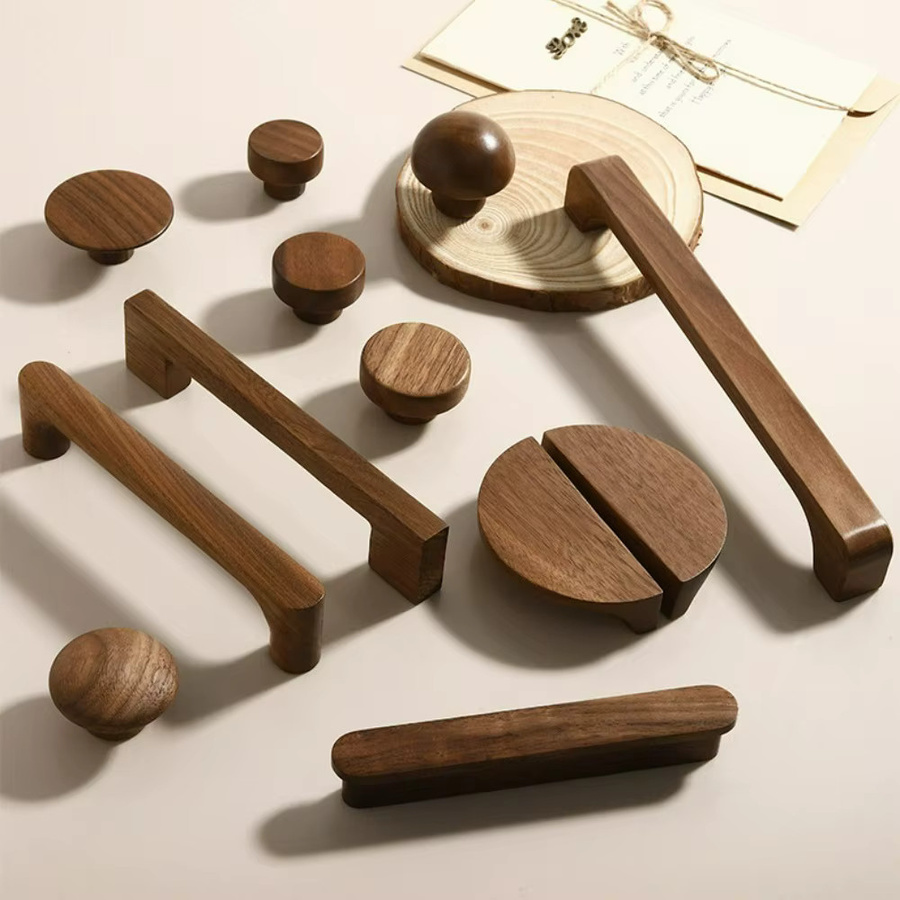 TANASAHA Massivholz-Schrankgriff in Braun mit mattem Holz-Finish als Schubladengriff für Küche und Kleiderschrank - Bild 2