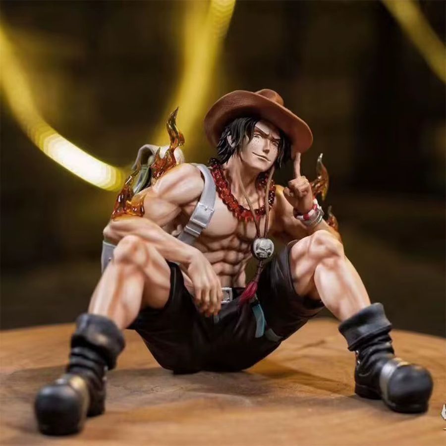Bandai Anime-Figur Ace Feuerfaust in rot und gelber Sitzhaltung - Bild 2
